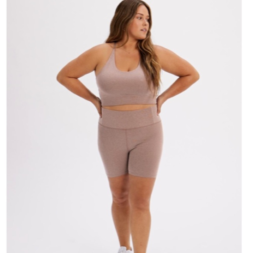 Cocoon Heather FLOAT Ultralight Run Short - NWT